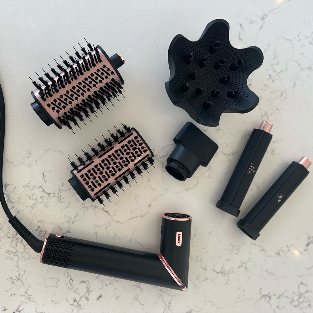 Shark FlexStyle™ Air Styling & Drying System in Black and Rose Gold